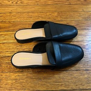 Old Navy Black Loafers - Size 6